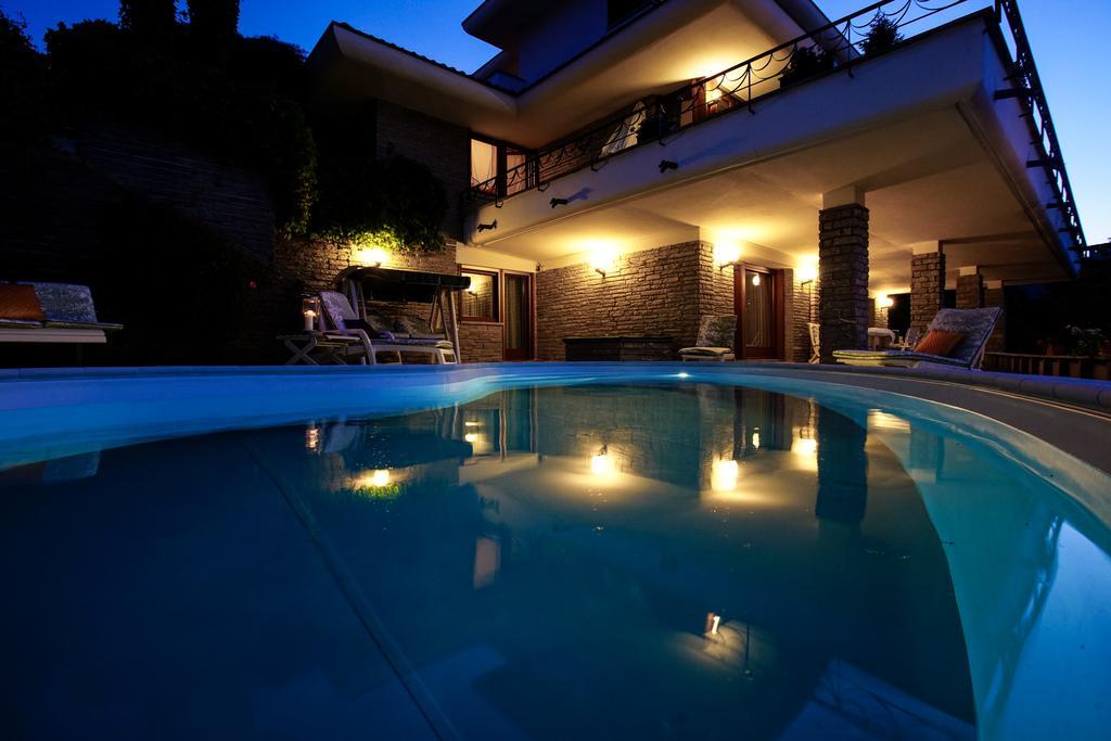 La Volpe Dorata Bed & Breakfast Stresa Bagian luar foto