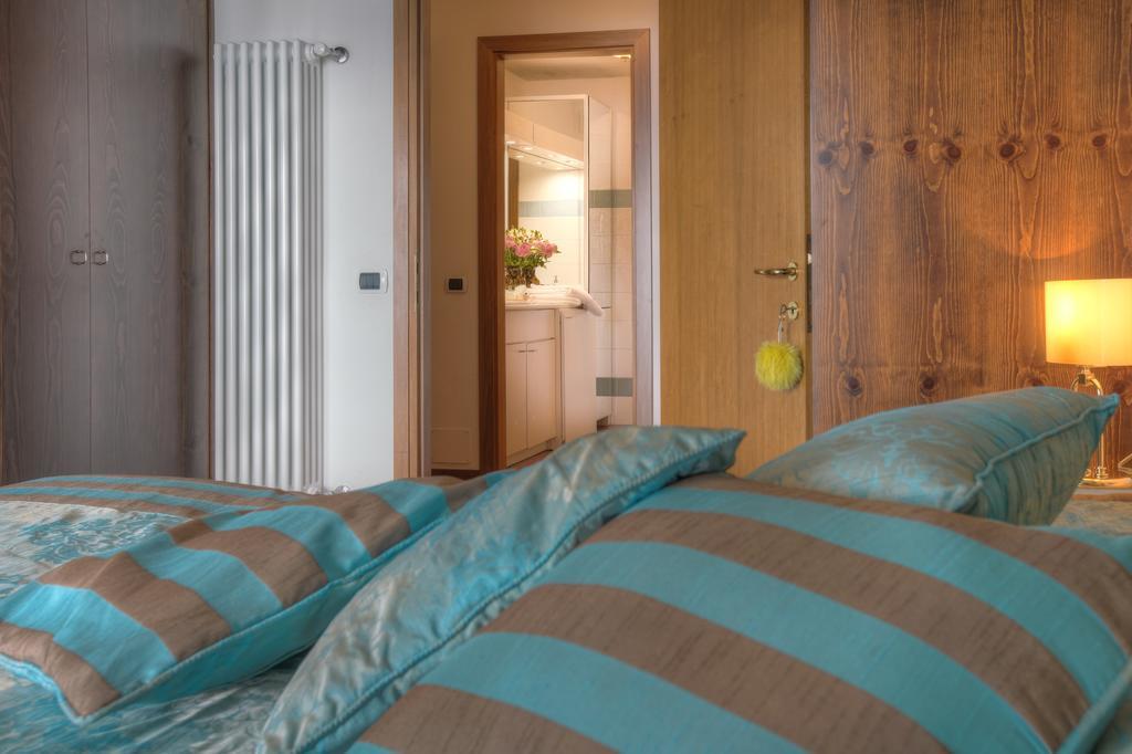 La Volpe Dorata Bed & Breakfast Stresa Bagian luar foto